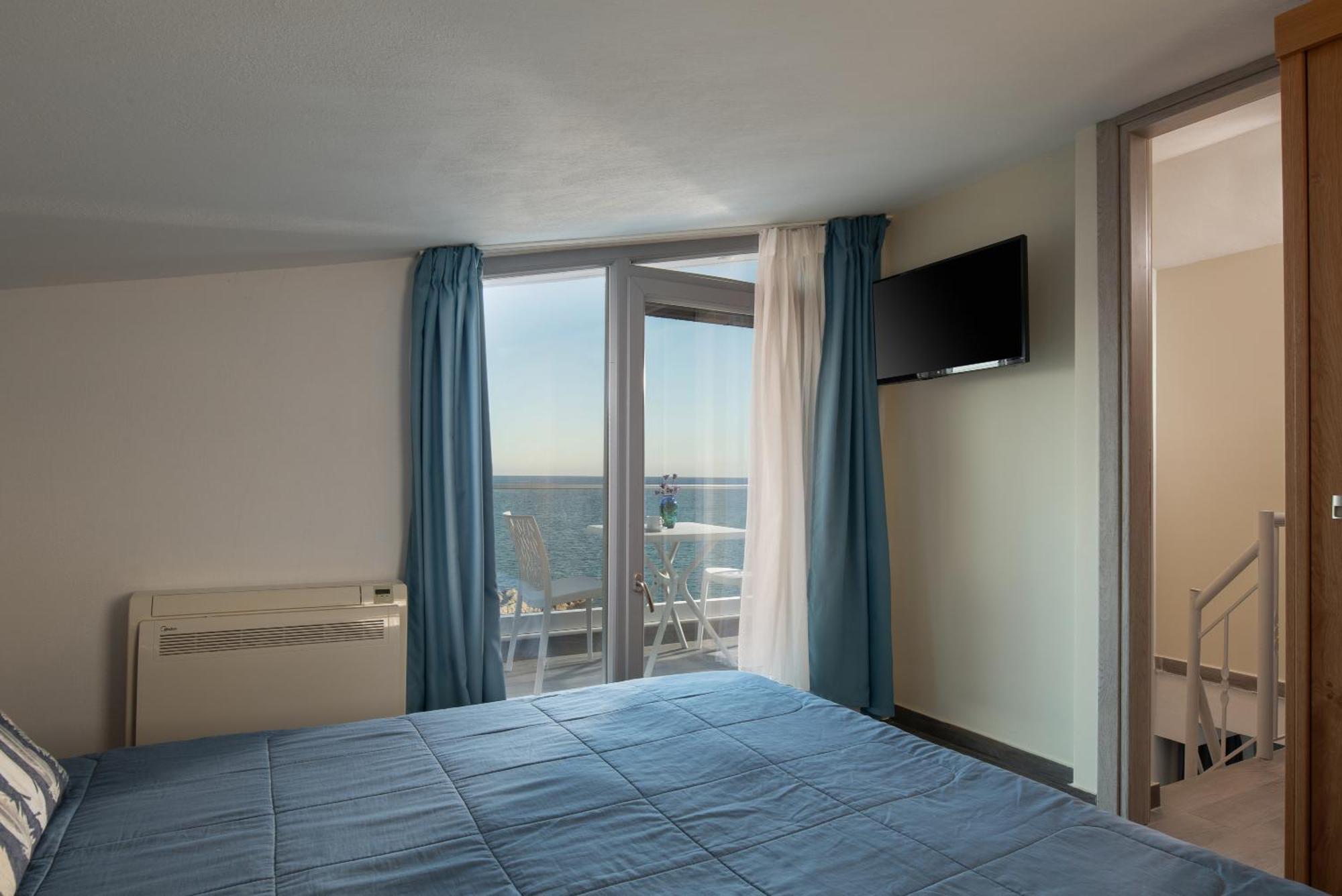 Almare Seaside Studios & Suites - Sarti Sithonia المظهر الخارجي الصورة